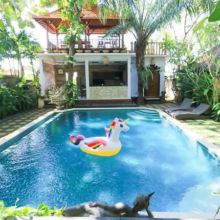 The Laras Villa