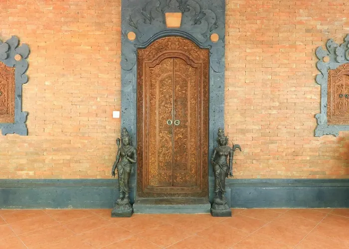 The Laras Villa